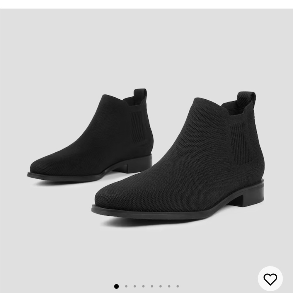 Vivaia Water Repellant Chelsea Boot